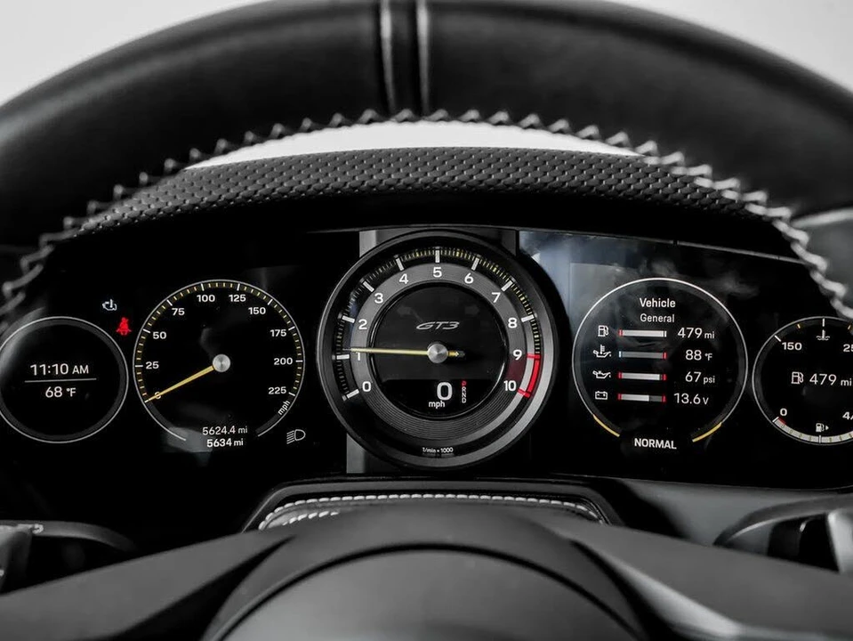 2022 Porsche 992 GT3 Touring - Image 18 of 31