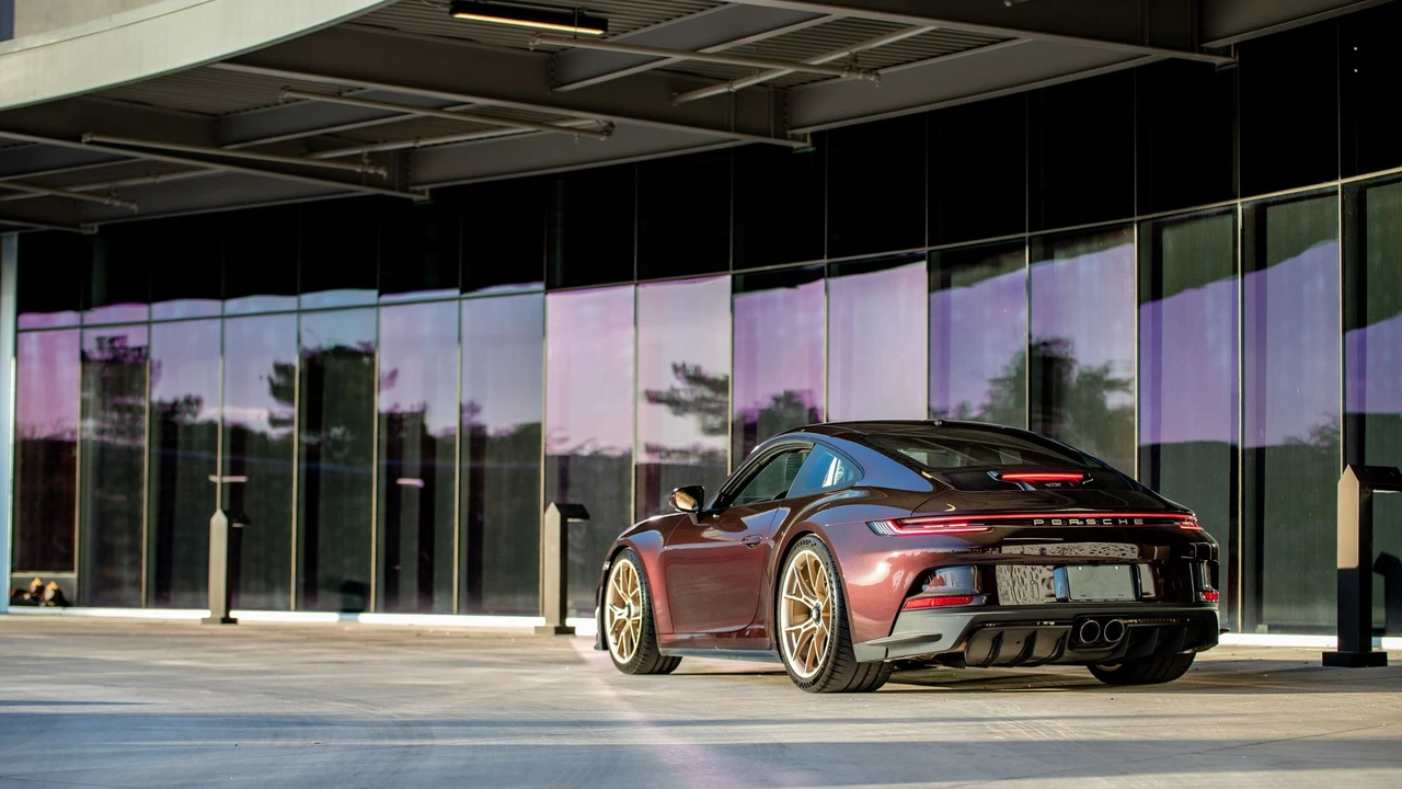 2022 Porsche 992 GT3 - Image 5 of 31