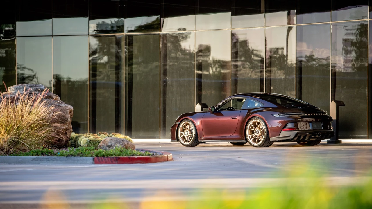 2022 Porsche 992 GT3 - Image 4 of 31