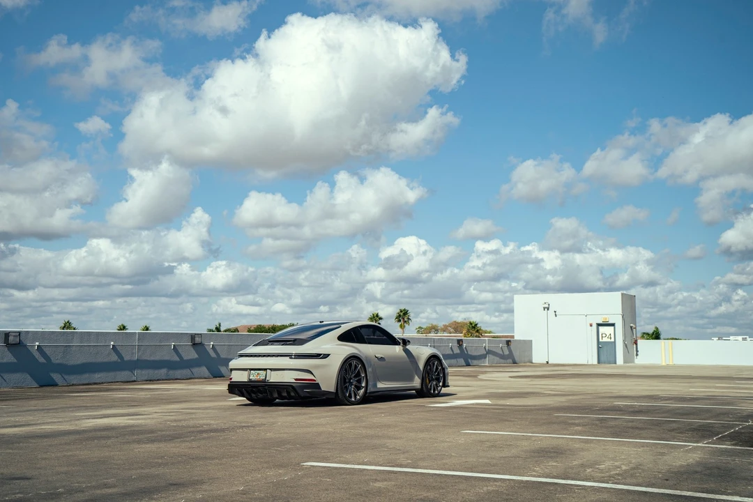 2022 Porsche 992 GT3 - Image 7 of 21