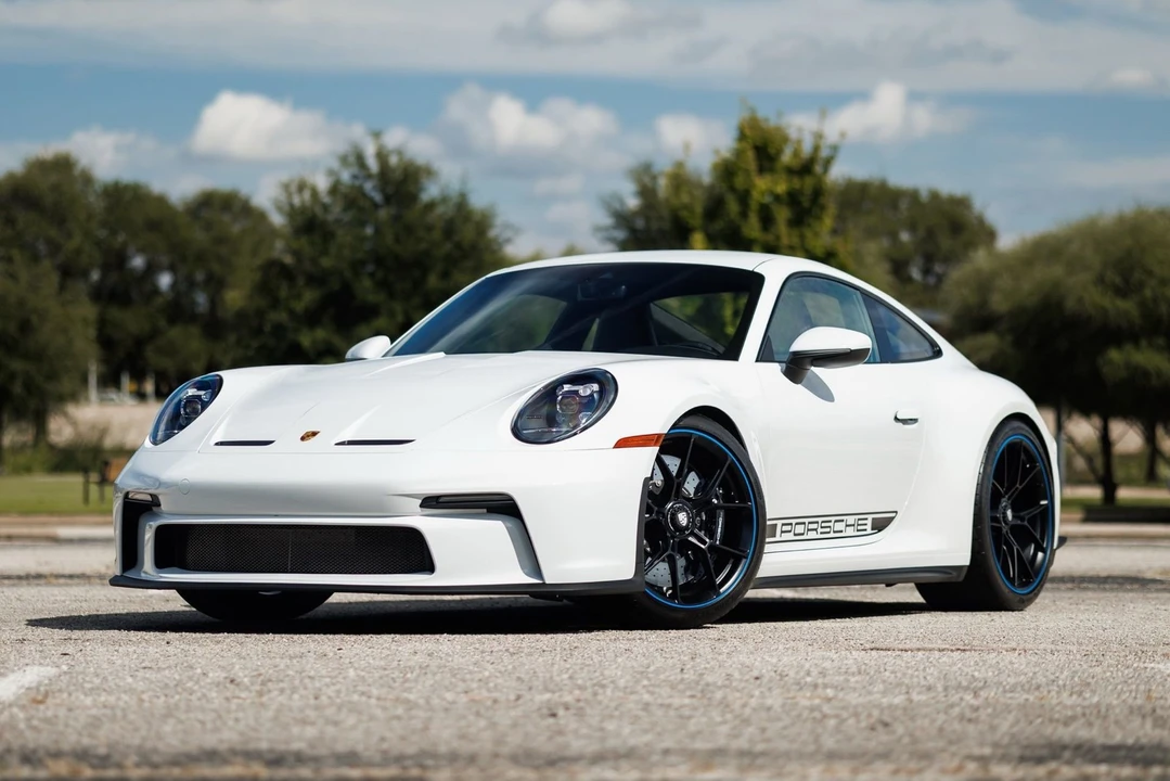 2022 Porsche 992 GT3 - Image 4 of 21