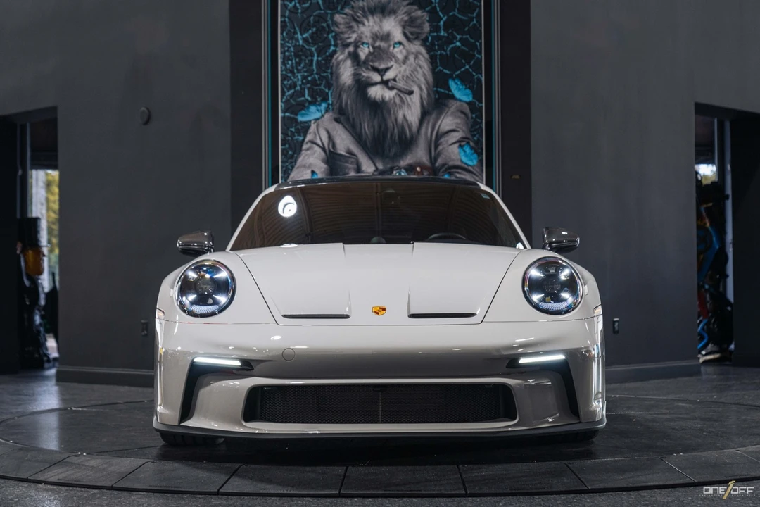 2022 Porsche 992 GT3 - Image 8 of 21