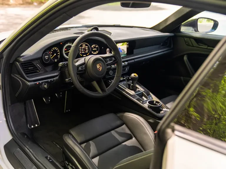 2022 Porsche 992 GT3 - Image 5 of 31