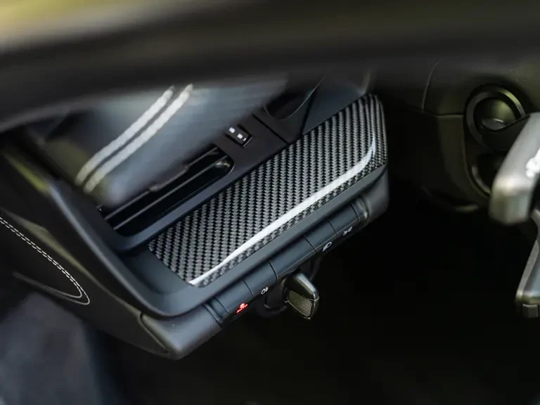 2022 Porsche 992 GT3 - Image 26 of 31