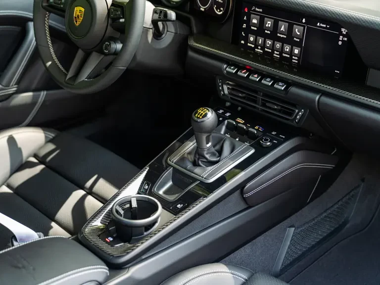 2022 Porsche 992 GT3 - Image 18 of 31