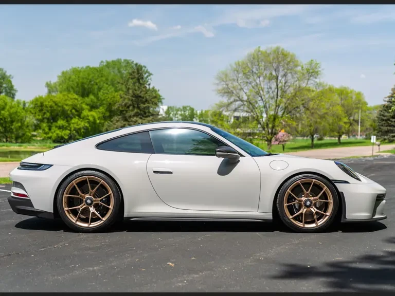 2022 Porsche 992 GT3 - Image 6 of 31