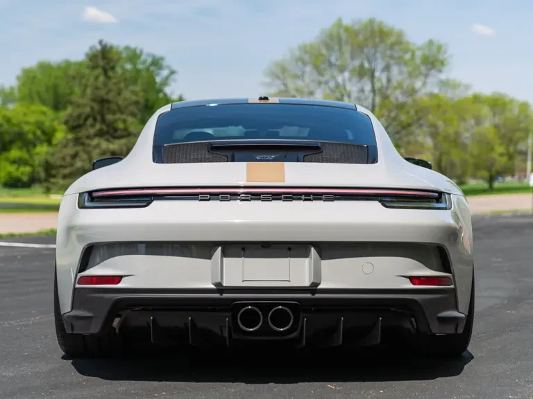 2022 Porsche 992 GT3 - Image 9 of 31