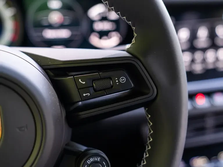 2022 Porsche 992 GT3 - Image 24 of 31