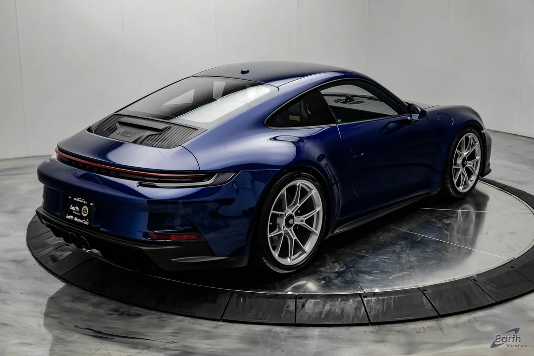 2022 Porsche 992 GT3 - Image 19 of 21