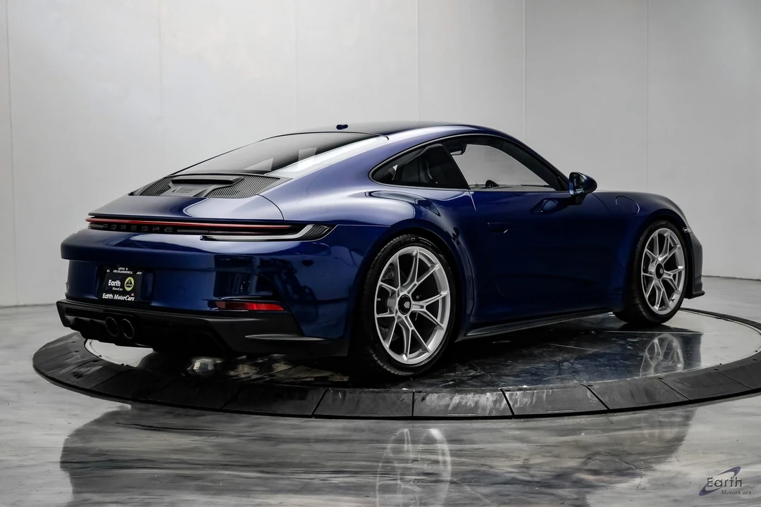 2022 Porsche 992 GT3 - Image 18 of 21