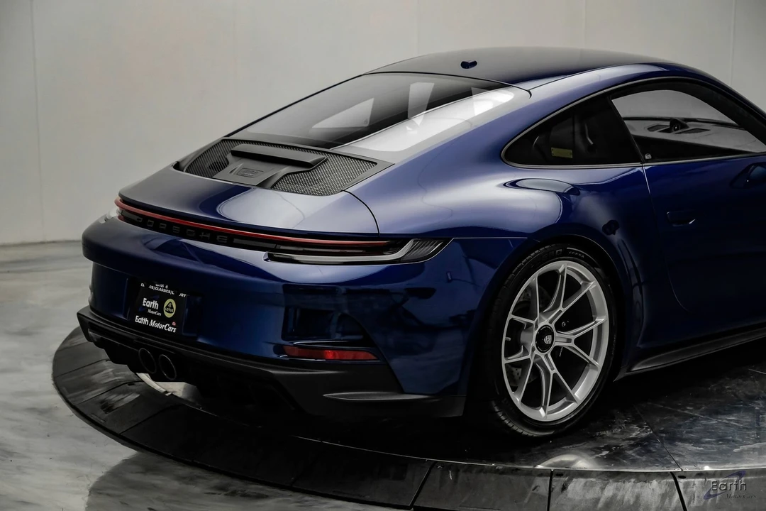 2022 Porsche 992 GT3 - Image 20 of 21