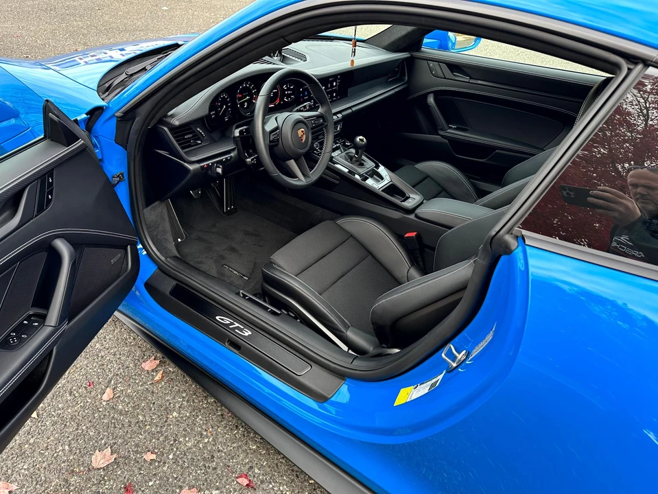 2022 Porsche 992 GT3 - Image 12 of 29