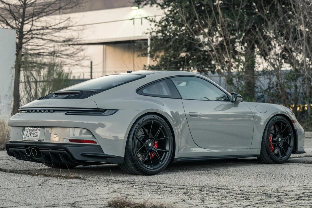 2022 Porsche 992 GT3 - Image 4 of 31