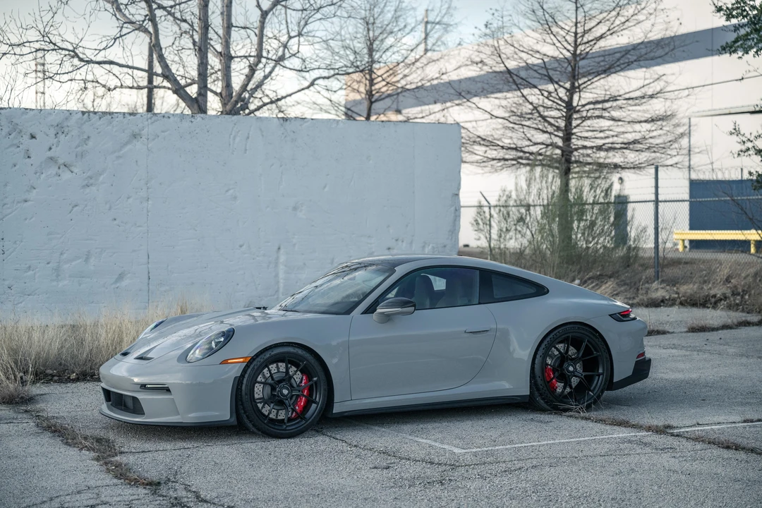 2022 Porsche 992 GT3 - Image 13 of 31