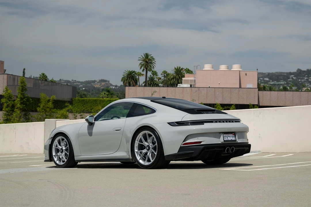 2022 Porsche 992 GT3 Touring - Image 7 of 31