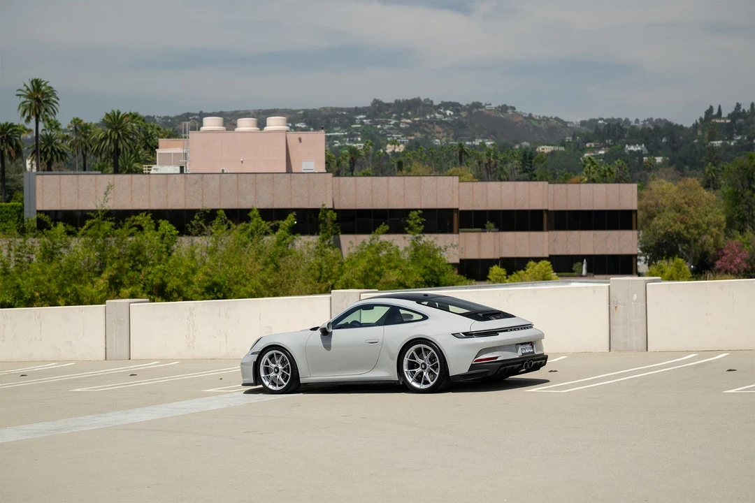 2022 Porsche 992 GT3 Touring - Image 20 of 31