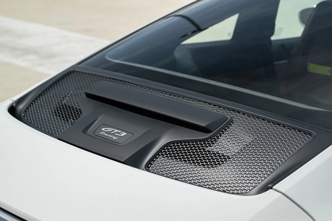 2022 Porsche 992 GT3 Touring - Image 30 of 31