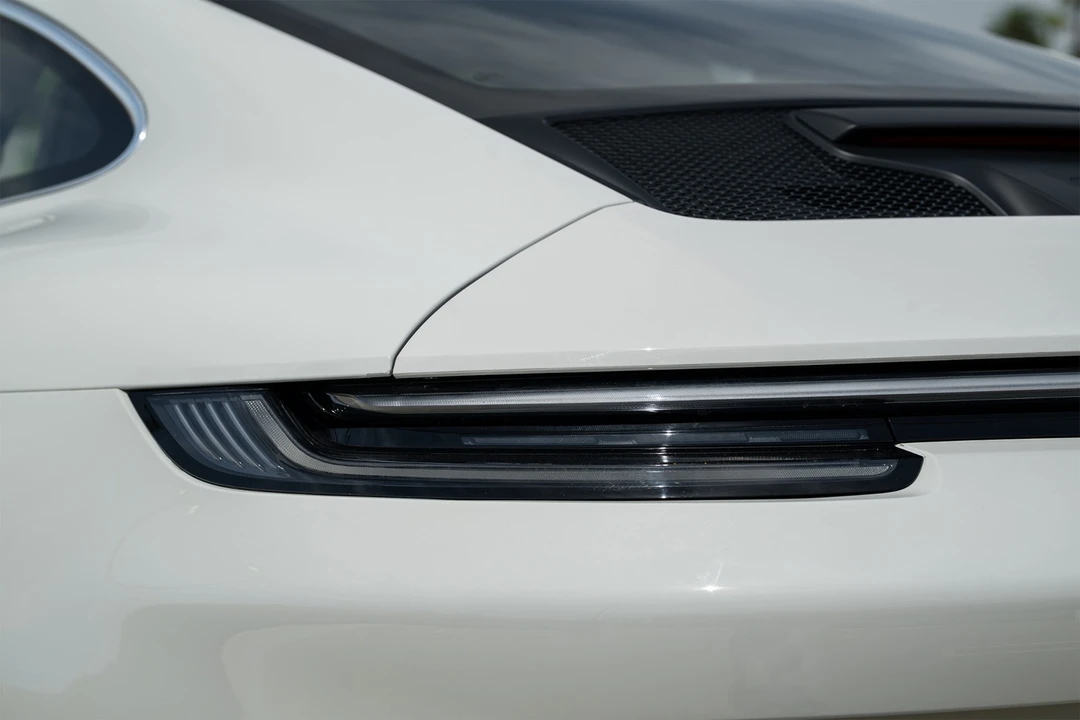 2022 Porsche 992 GT3 Touring - Image 28 of 31