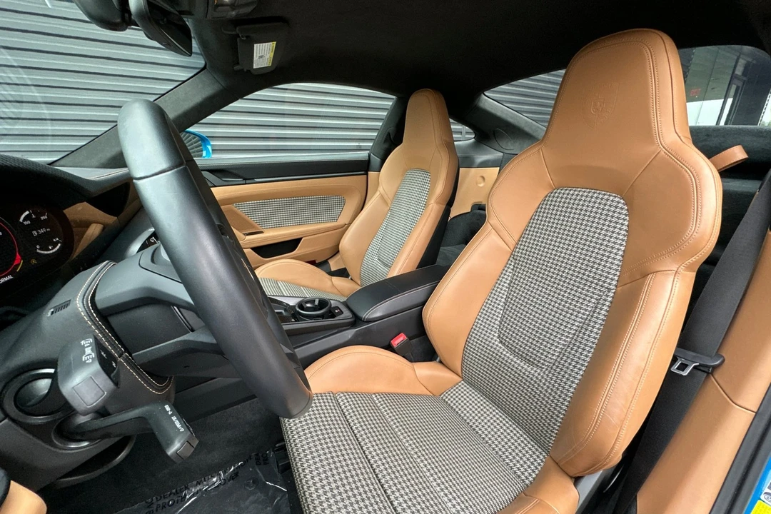 2022 Porsche 992 GT3 - Image 5 of 21