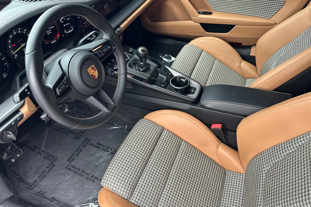 2022 Porsche 992 GT3 - Image 4 of 21