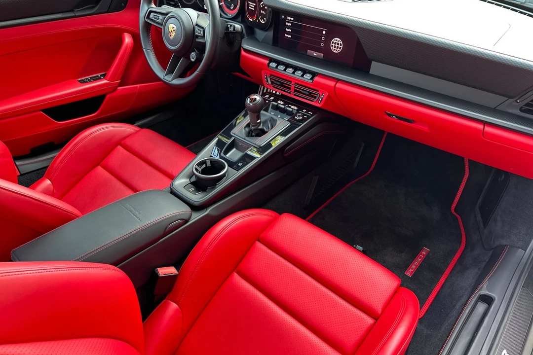 2022 Porsche 992 GT3 - Image 17 of 21