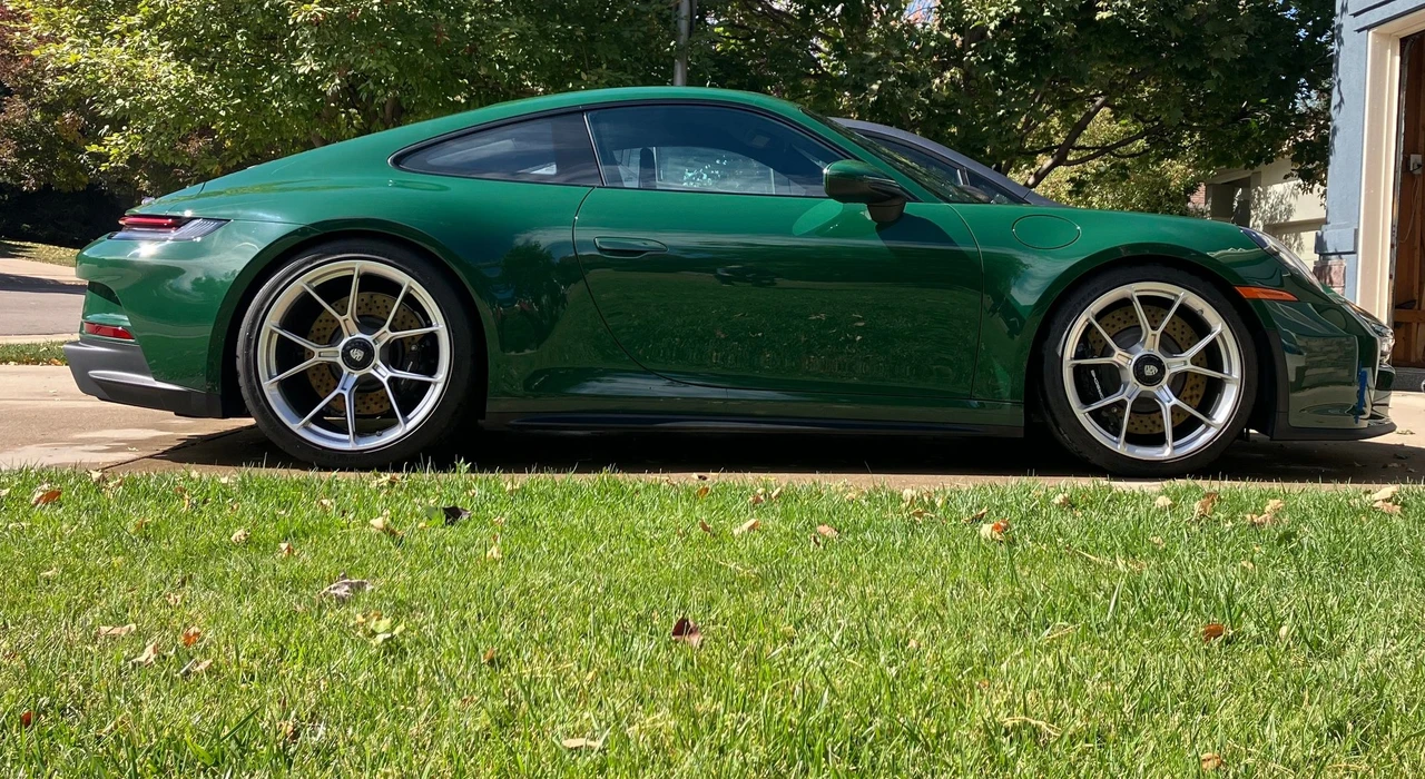 2022 Porsche 992 GT3 - Image 4 of 6
