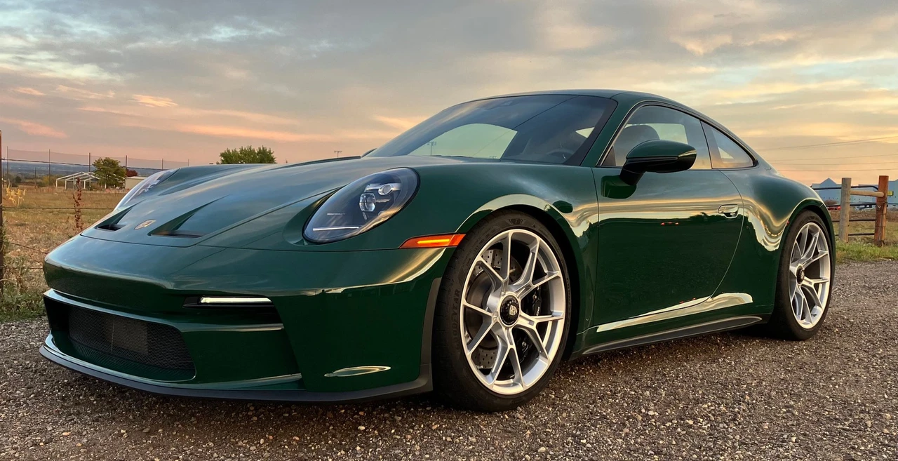 2022 Porsche 992 GT3 - Image 2 of 6