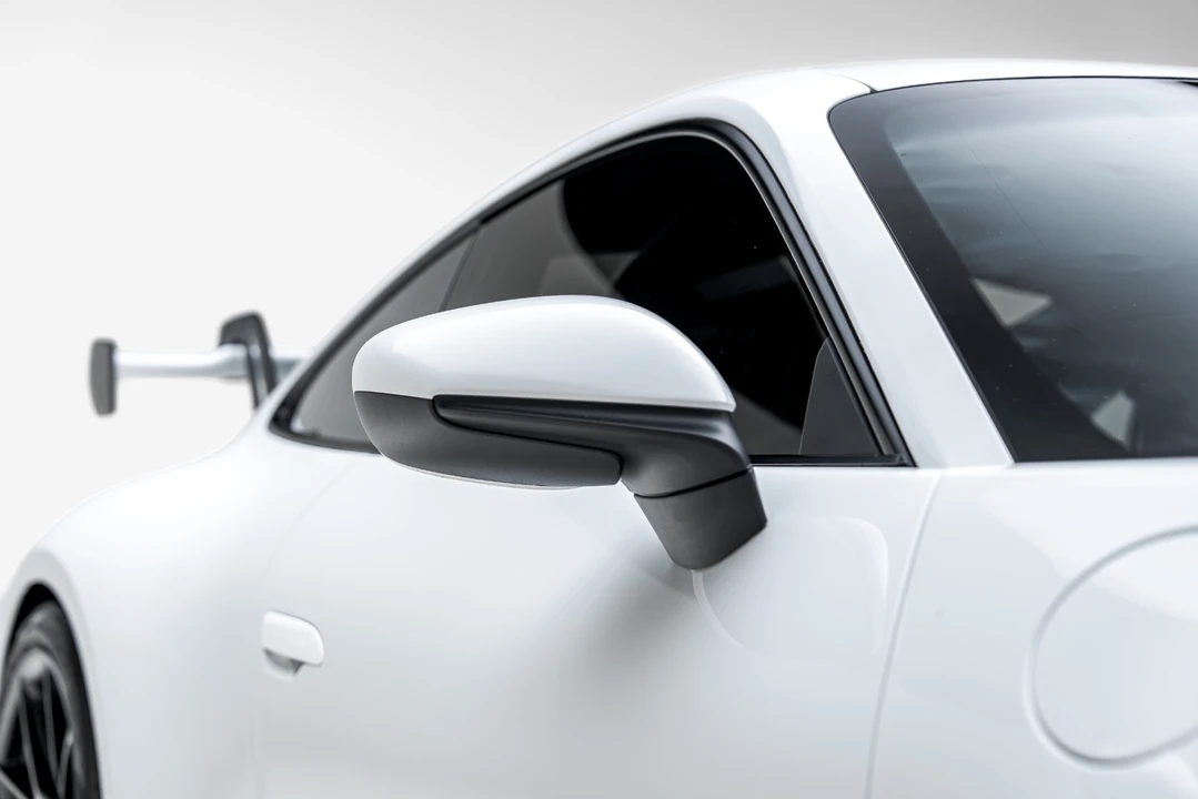 2022 Porsche 992 GT3 - Image 25 of 31