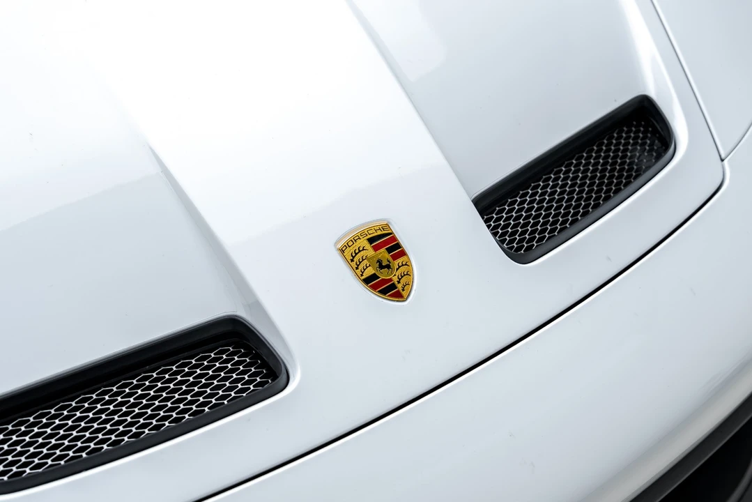 2022 Porsche 992 GT3 - Image 23 of 31