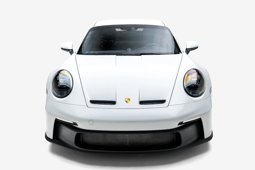 2022 Porsche 992 GT3 - Image 9 of 31