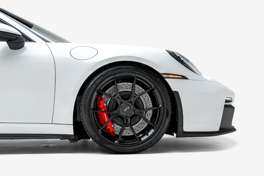 2022 Porsche 992 GT3 - Image 16 of 31