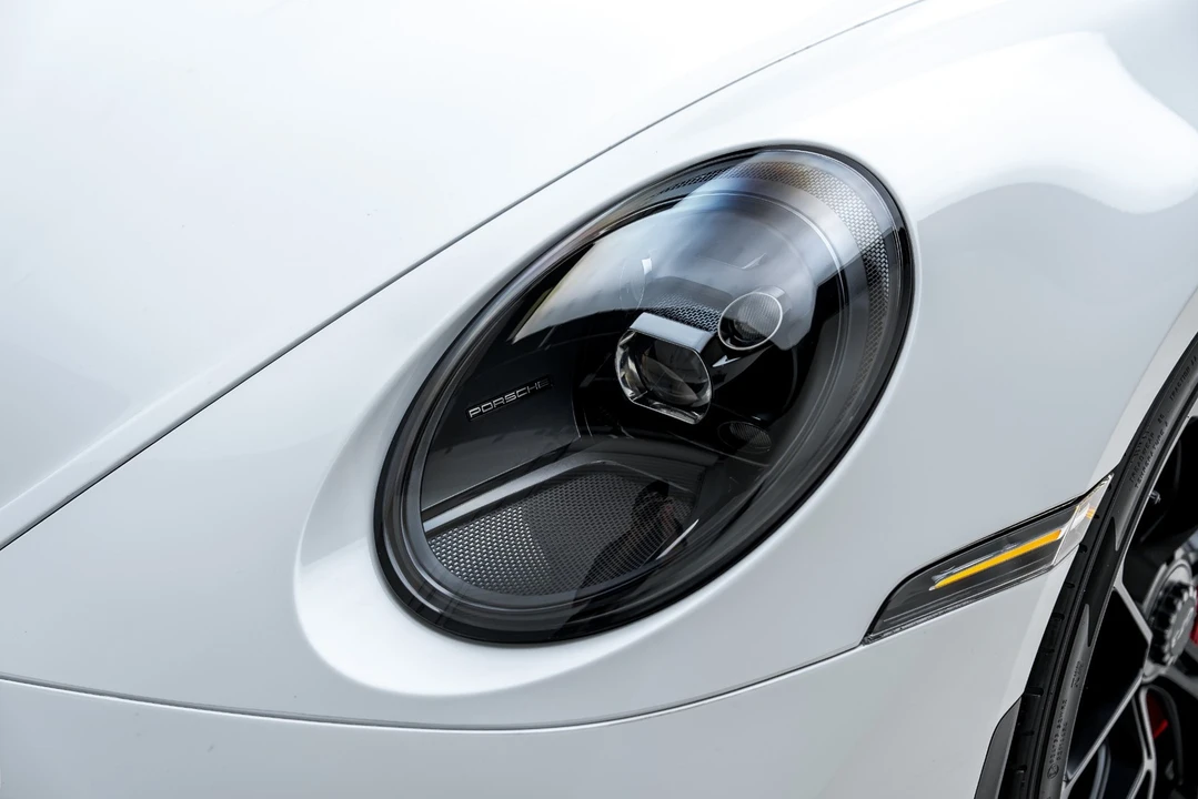 2022 Porsche 992 GT3 - Image 21 of 31