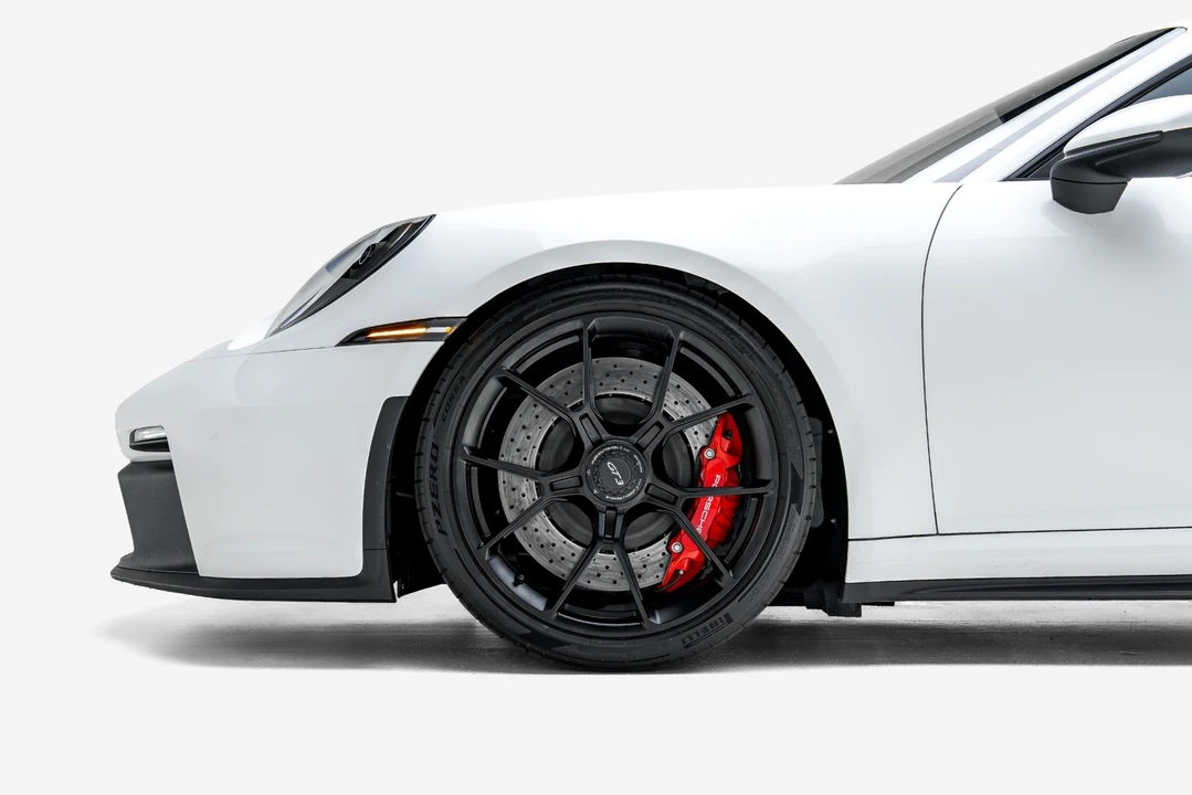 2022 Porsche 992 GT3 - Image 17 of 31