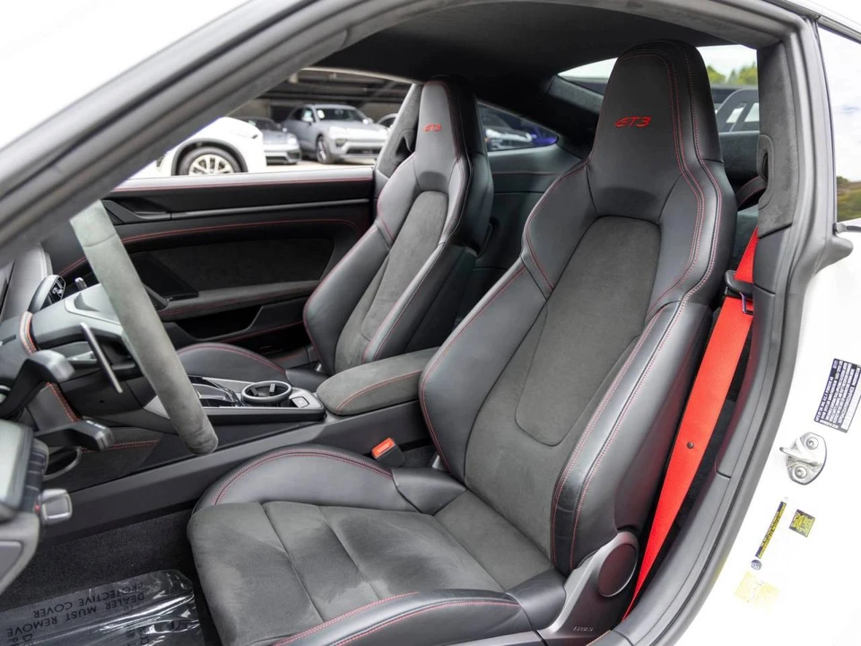 2022 Porsche 992 GT3 - Image 5 of 5