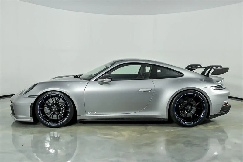 2022 Porsche 992 GT3 - Image 7 of 31