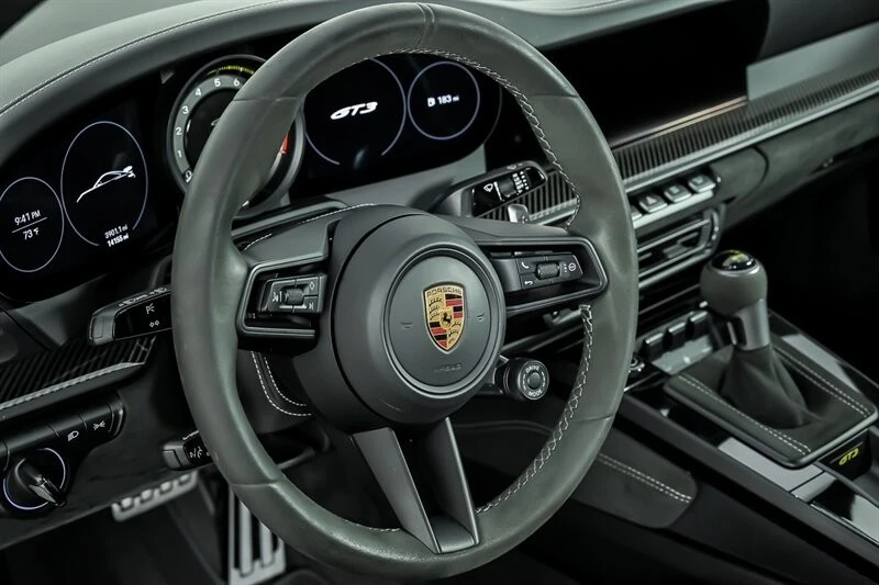 2022 Porsche 992 GT3 - Image 18 of 31