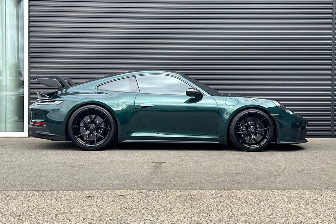 2022 Porsche 992 GT3 - Image 9 of 21