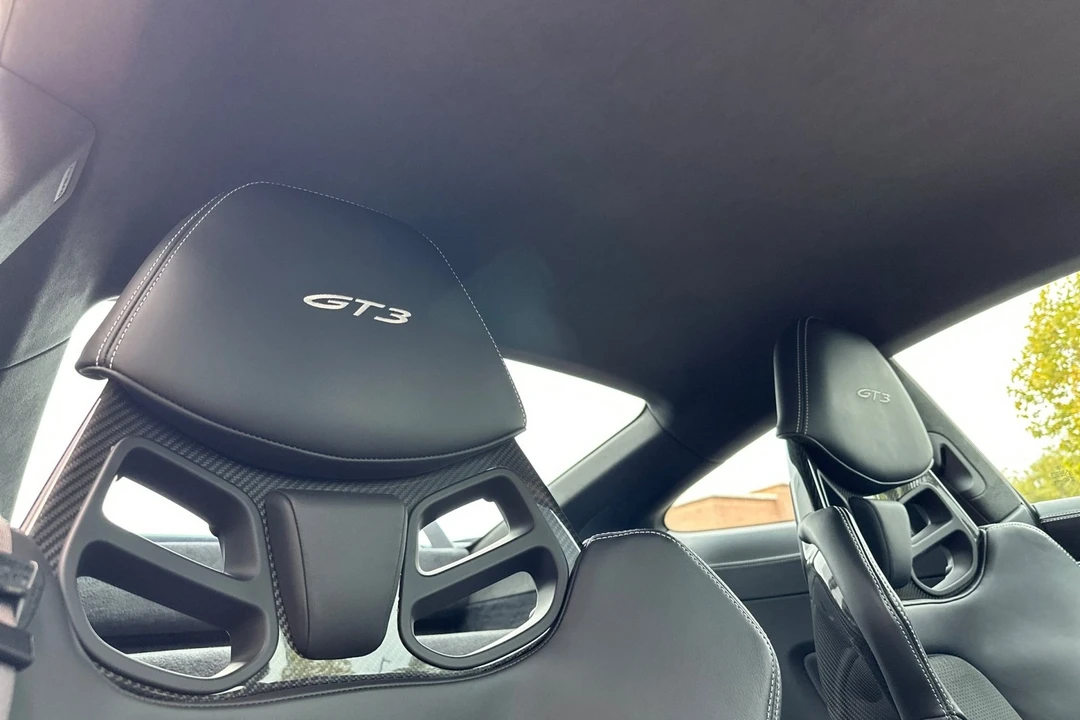 2022 Porsche 992 GT3 - Image 17 of 21