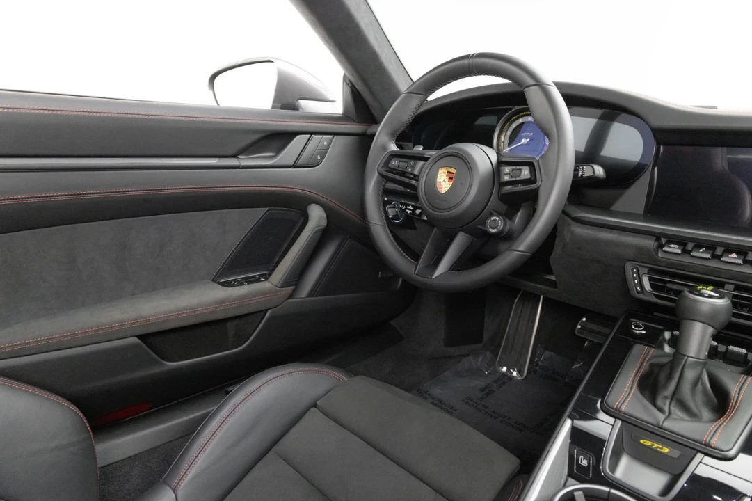 2022 Porsche 992 GT3 - Image 12 of 21