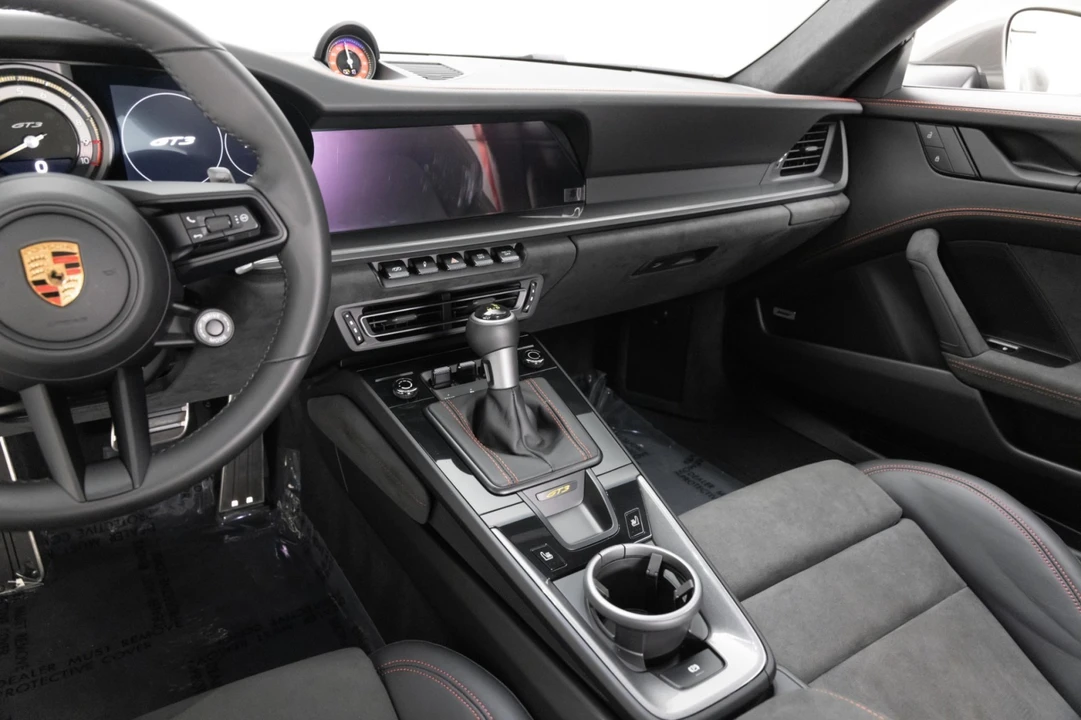 2022 Porsche 992 GT3 - Image 14 of 21