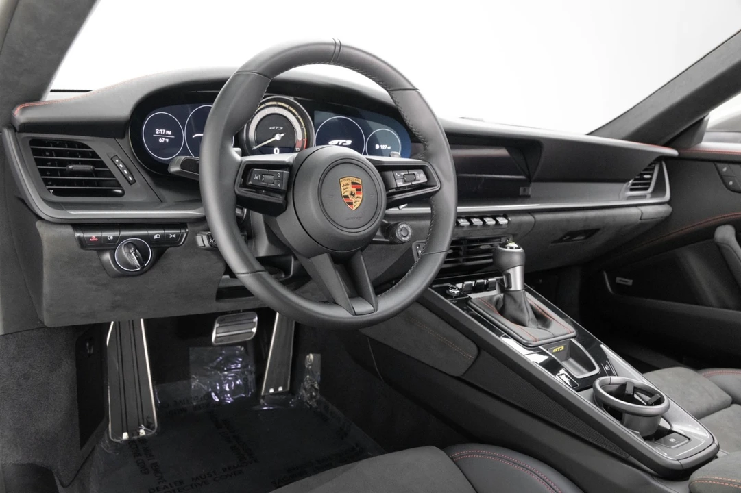 2022 Porsche 992 GT3 - Image 2 of 21