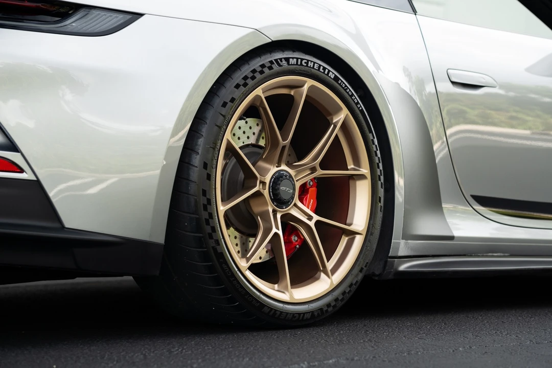 2022 Porsche 992 GT3 - Image 19 of 21