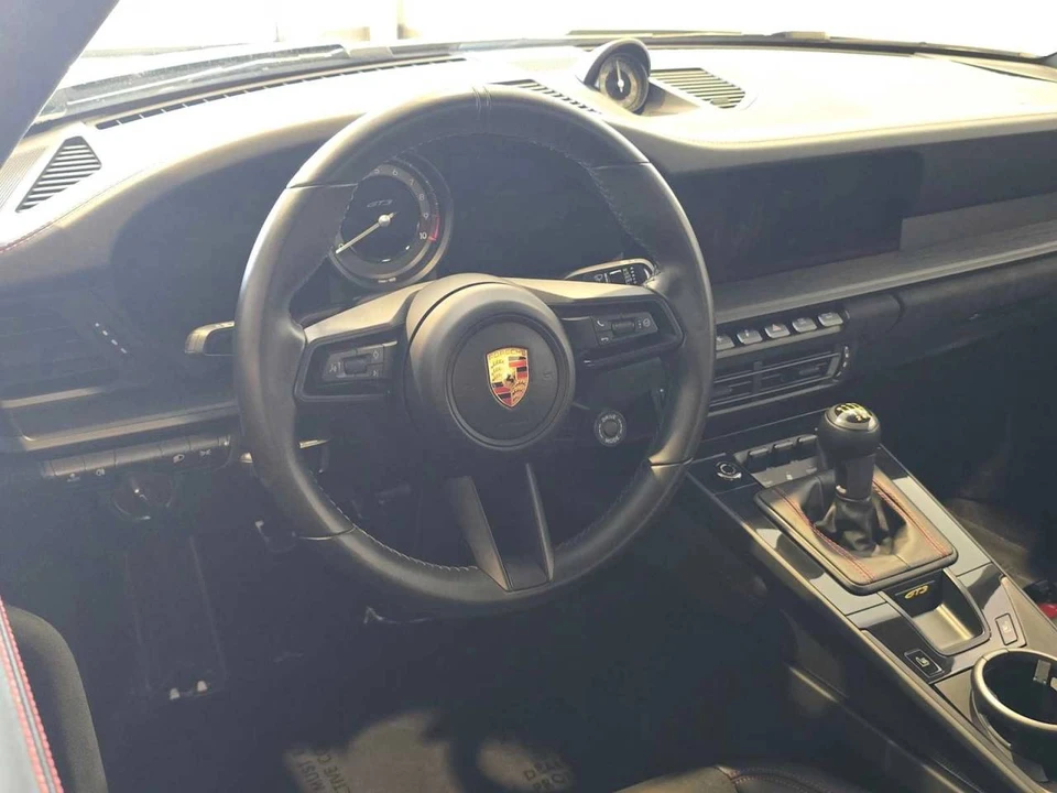 2022 Porsche 992 GT3 - Image 4 of 5