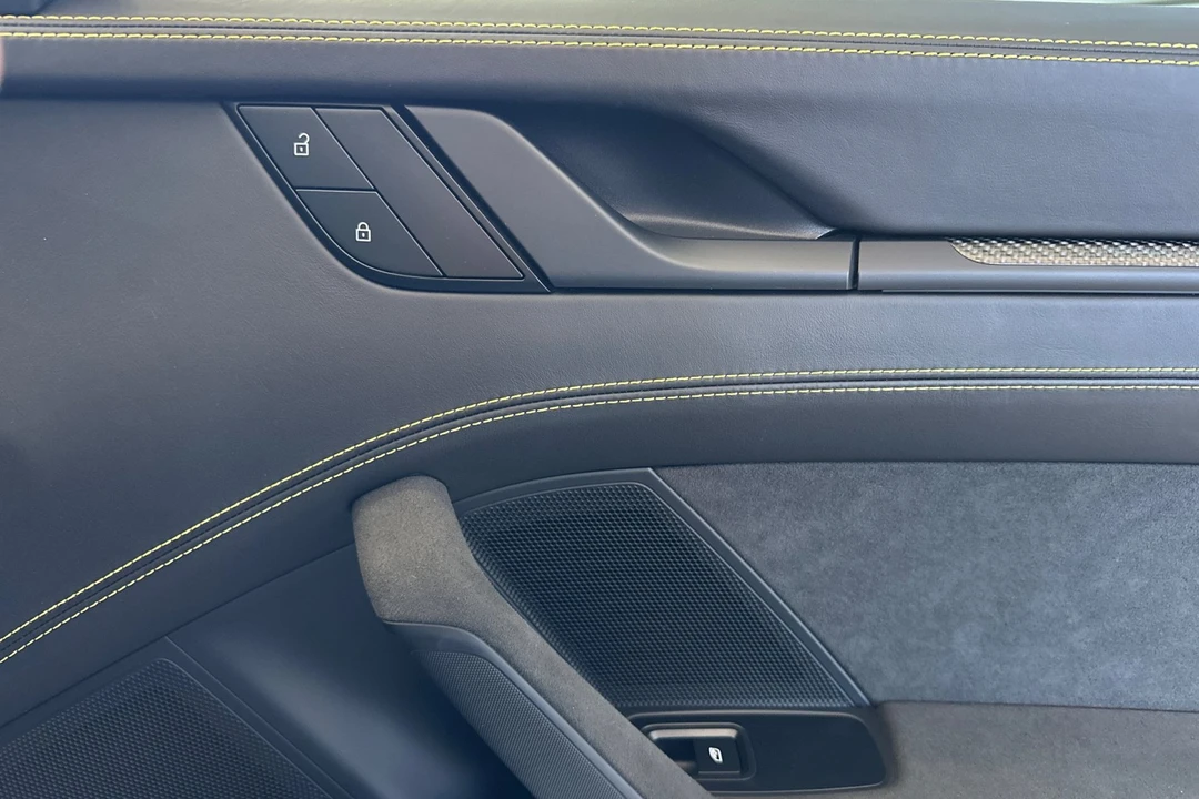 2022 Porsche 992 GT3 - Image 18 of 21