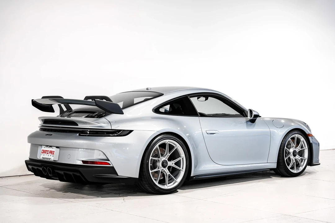 2022 Porsche 992 GT3 - Image 4 of 12