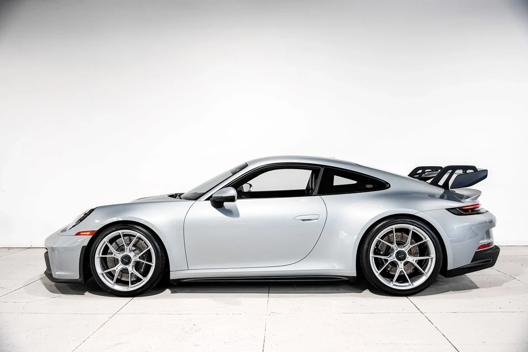 2022 Porsche 992 GT3 - Image 8 of 12