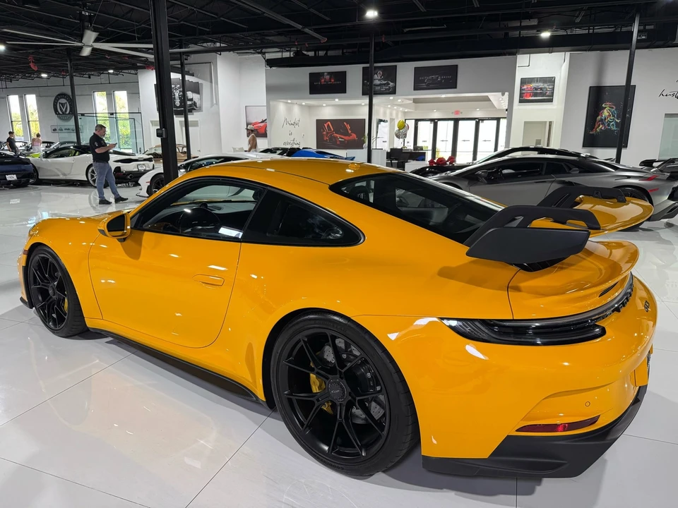 2022 Porsche 992 GT3 - Image 5 of 12