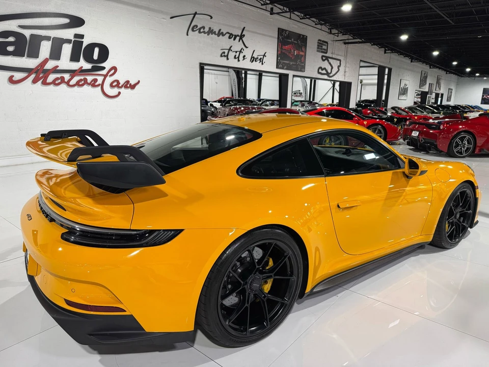 2022 Porsche - Image 7 of 31