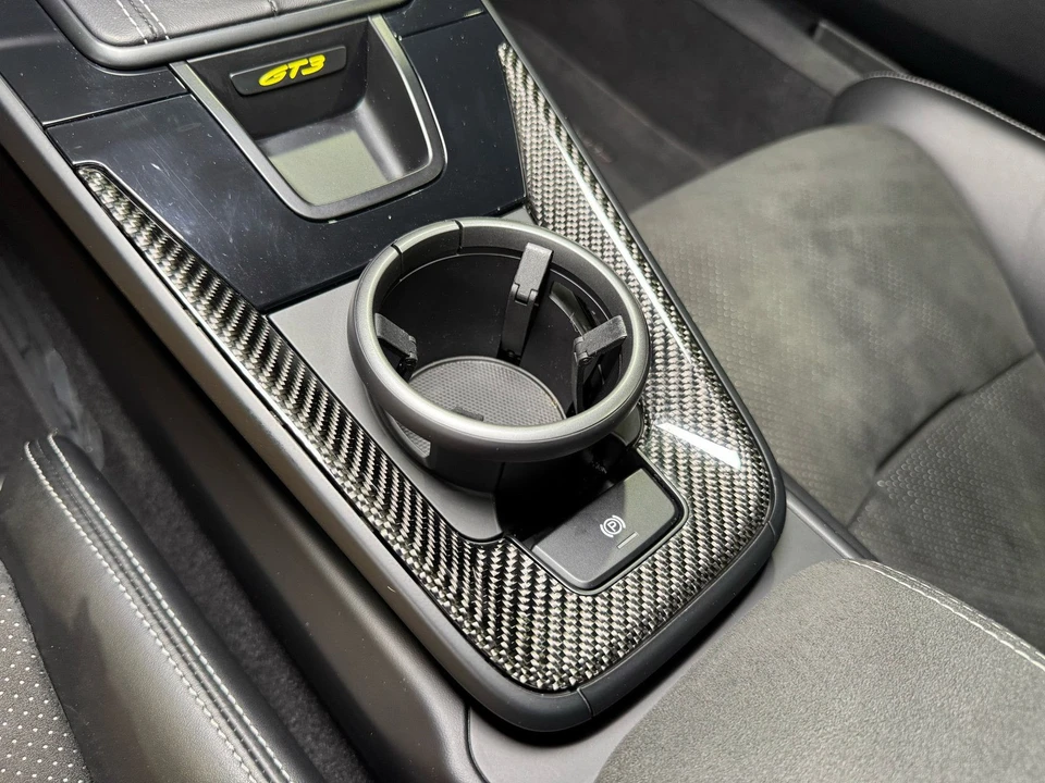 2022 Porsche - Image 24 of 31