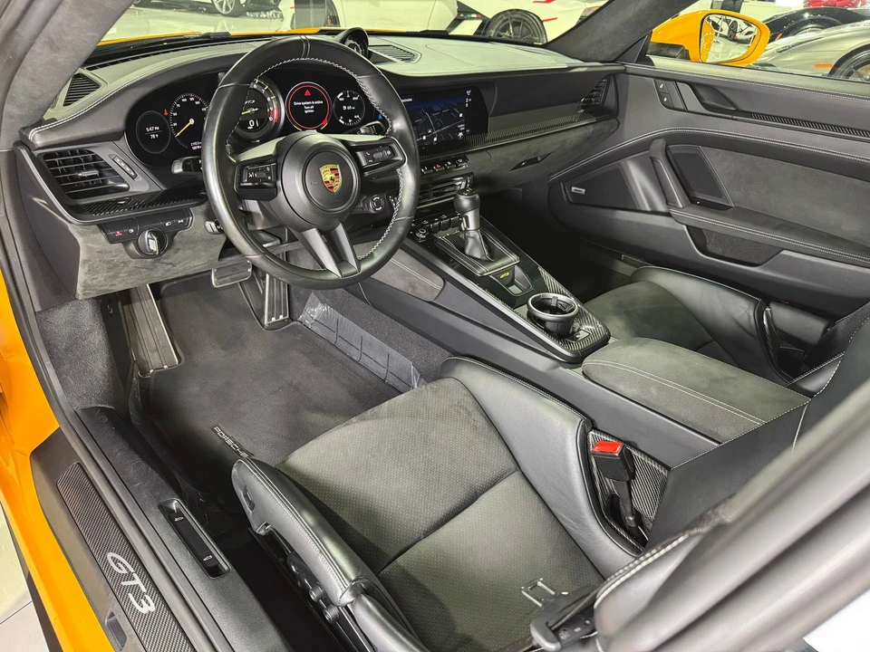2022 Porsche - Image 9 of 31